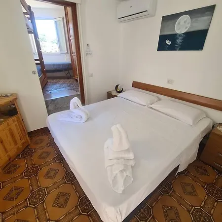 Apartment Casa Mezzaluna Ponza